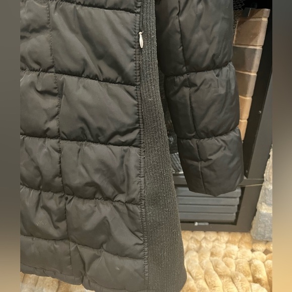 Calvin Klein Puffer Jacket - Picture 3 of 6